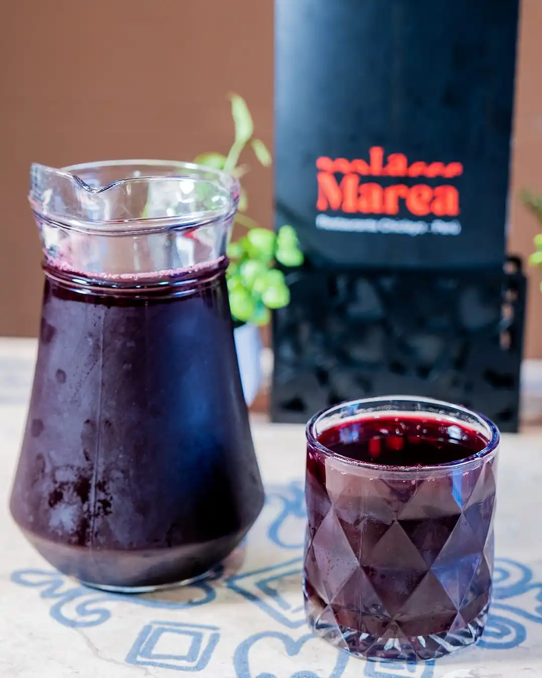 Jarra de chicha morada - Bebida típica peruana